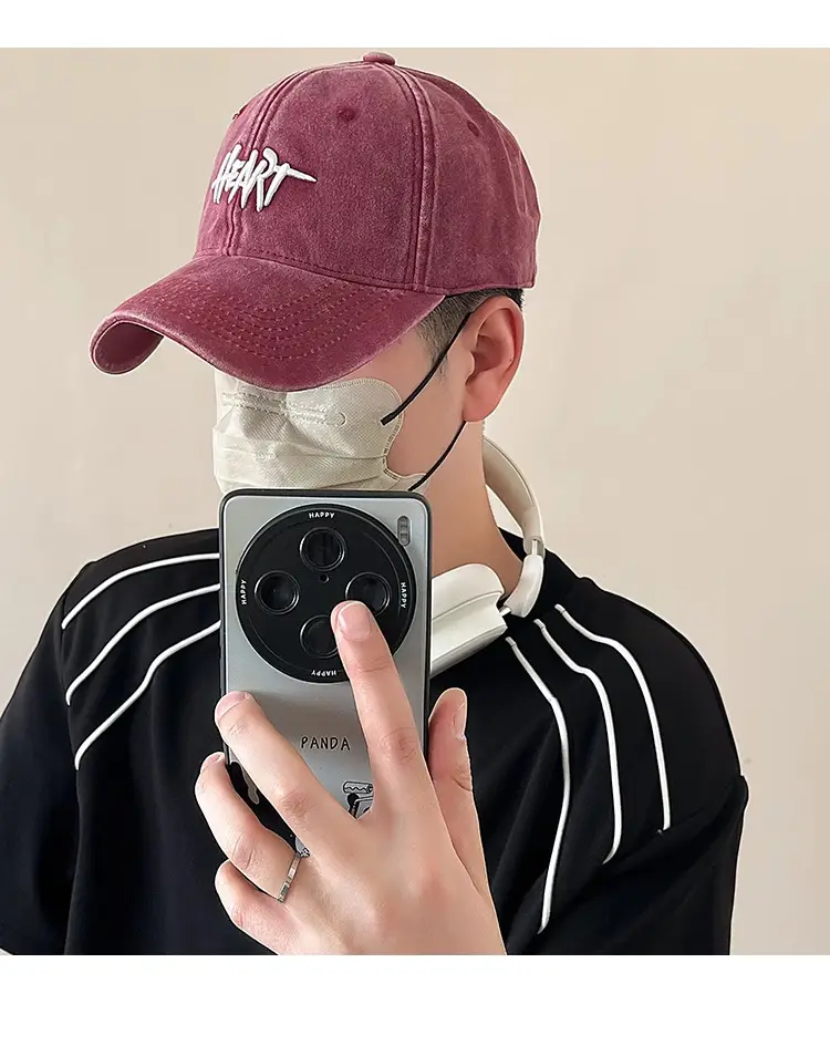 Black Heart Logo Wide-Brimmed Cap for Women — feature 12