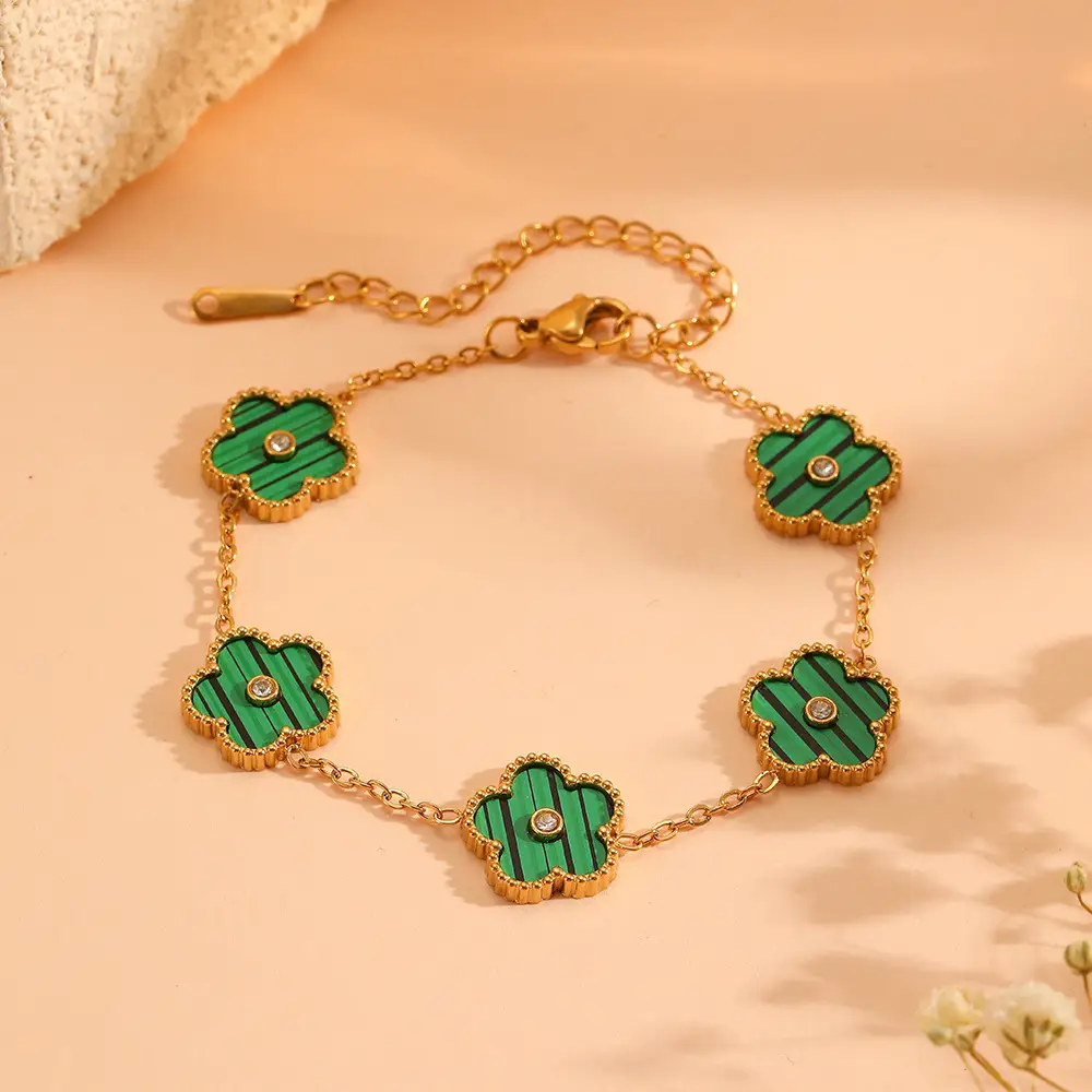 European & American Sweet Five Leaf Flower Jewelry Set - Image 15