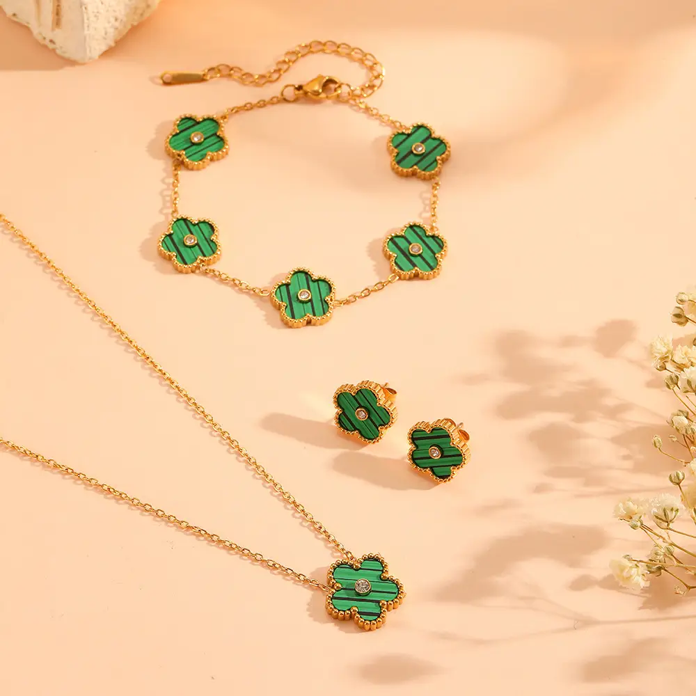 European & American Sweet Five Leaf Flower Jewelry Set - Image 3