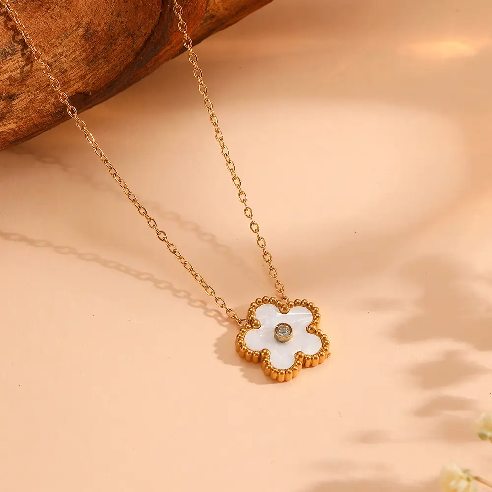 European & American Sweet Five Leaf Flower Jewelry Set - Image 7
