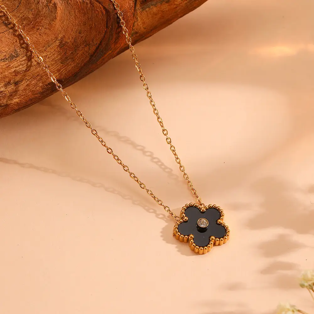 European & American Sweet Five Leaf Flower Jewelry Set - Image 8