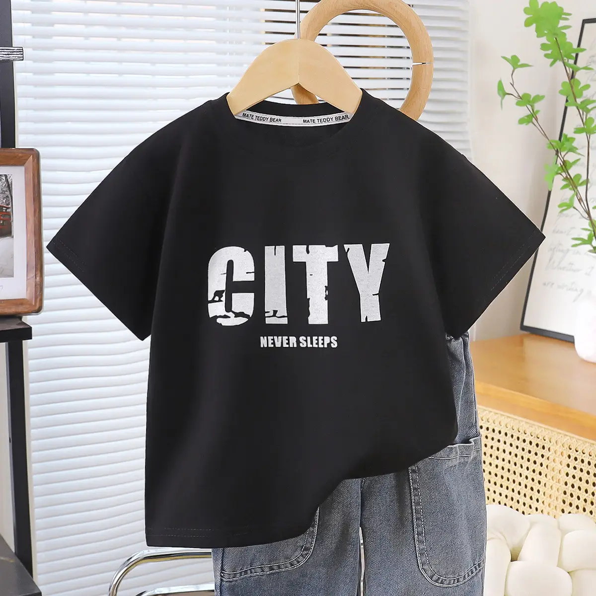 Girls City Print Cotton T-Shirt Medium to XL