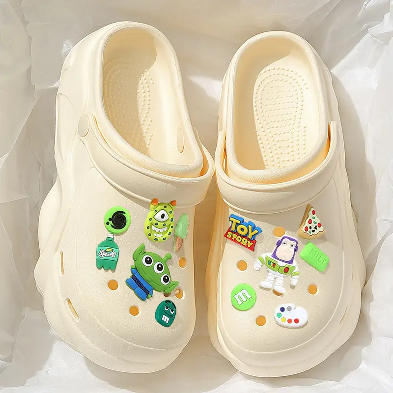 Thick-Soled Croc Shoes Women's Summer Outerwear 2025 New Anti-Slip Non-Stinky Feet Feeling Baotou Sandals Wholesale - Image 5