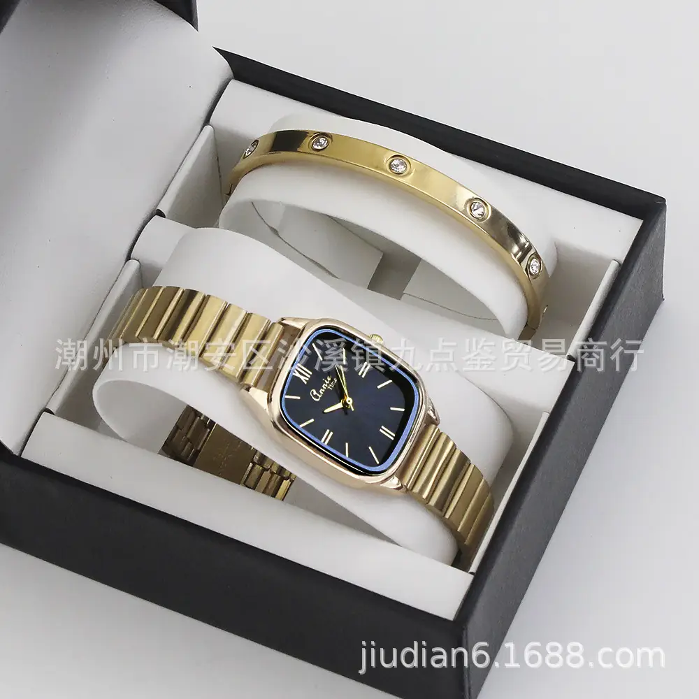 Women's Gold Quartz Bracelet Watch Set - Image 17