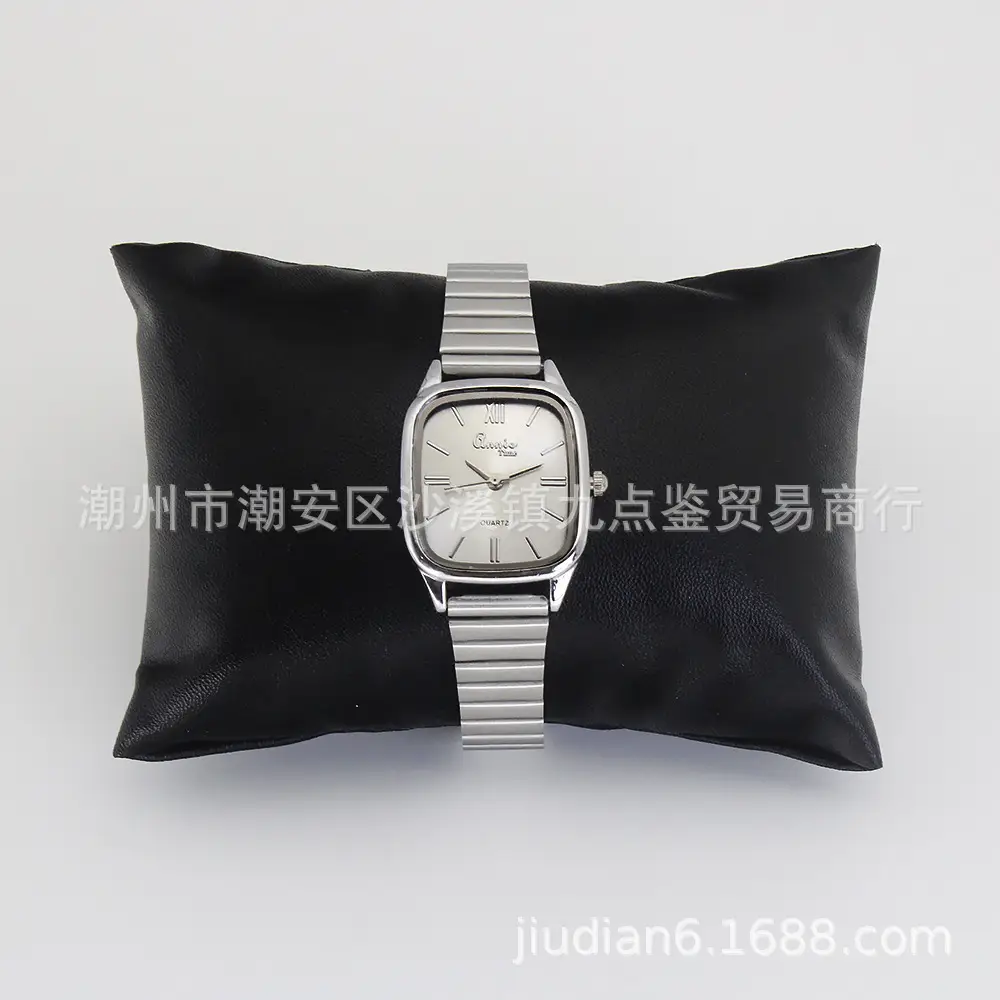 Women's Gold Quartz Bracelet Watch Set - Image 14