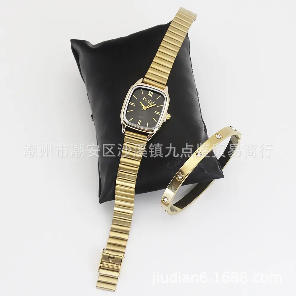 Women's Gold Quartz Bracelet Watch Set - Image 7