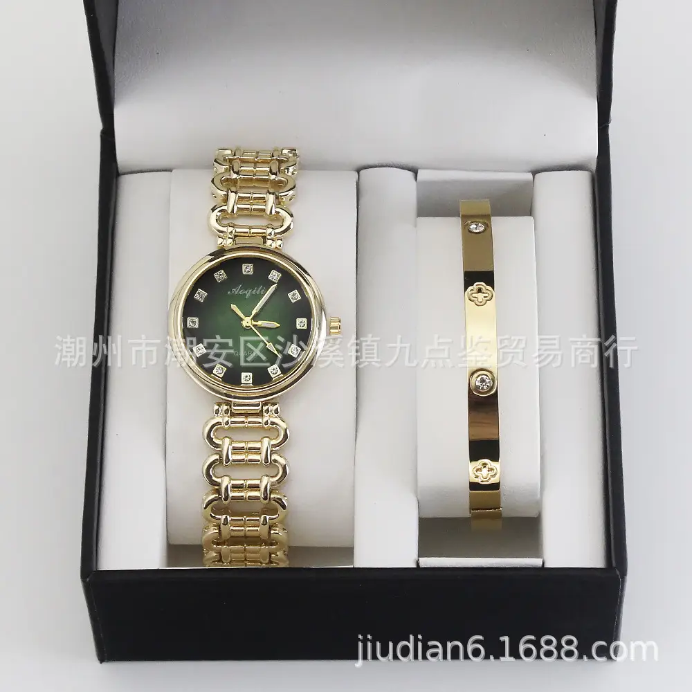 Women's Silver Quartz Bracelet Watch Set - Image 3