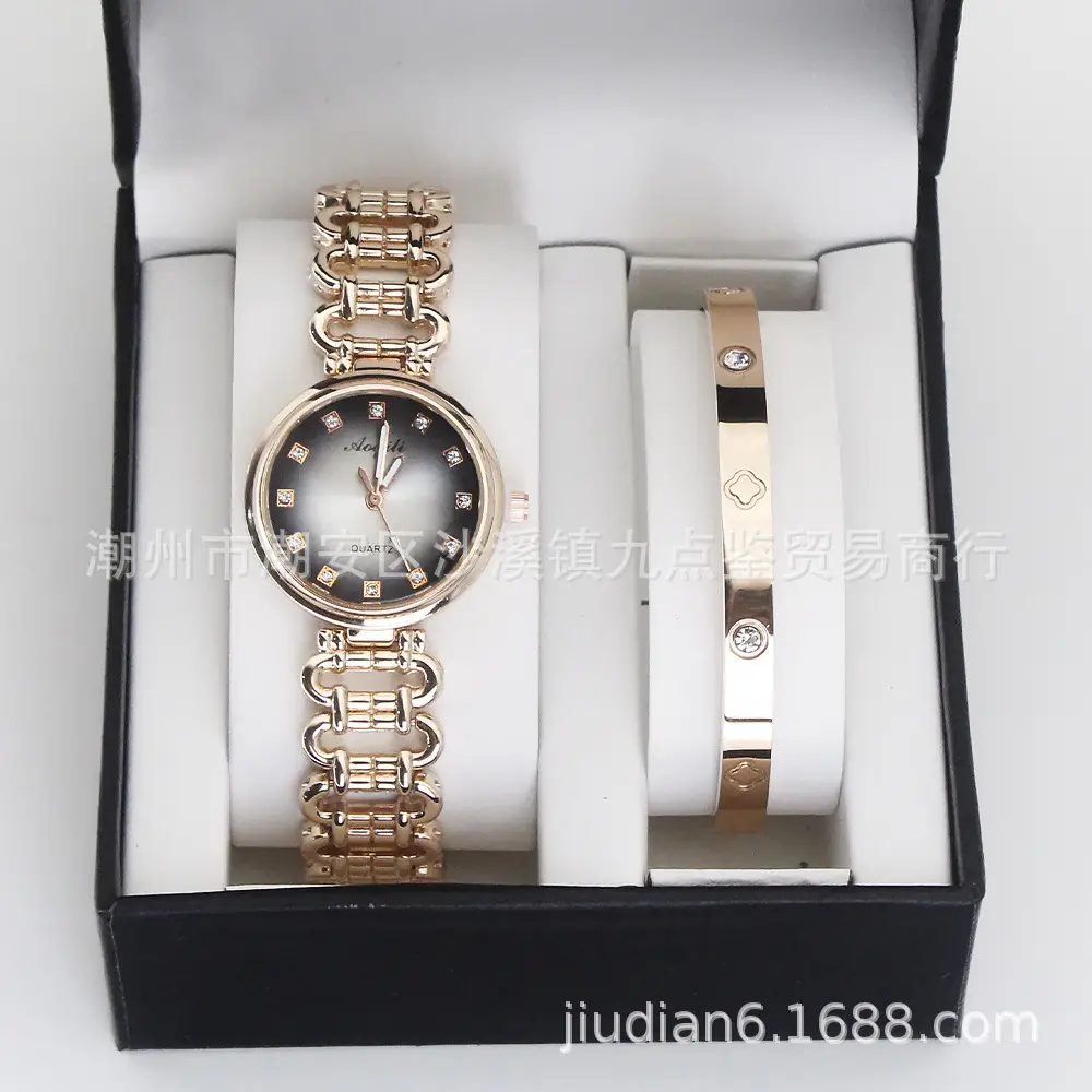 Women's Silver Quartz Bracelet Watch Set - Image 5