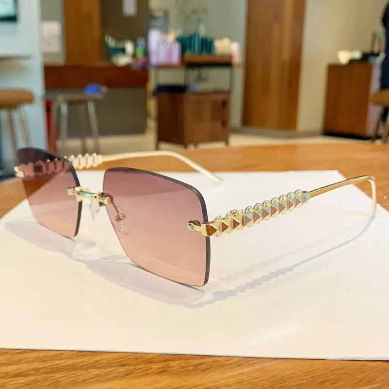 Anti-UV European Sunglasses for Women