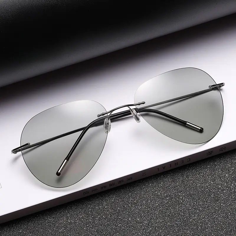 Memory Titanium Aviator Sunglasses for Men - Image 11