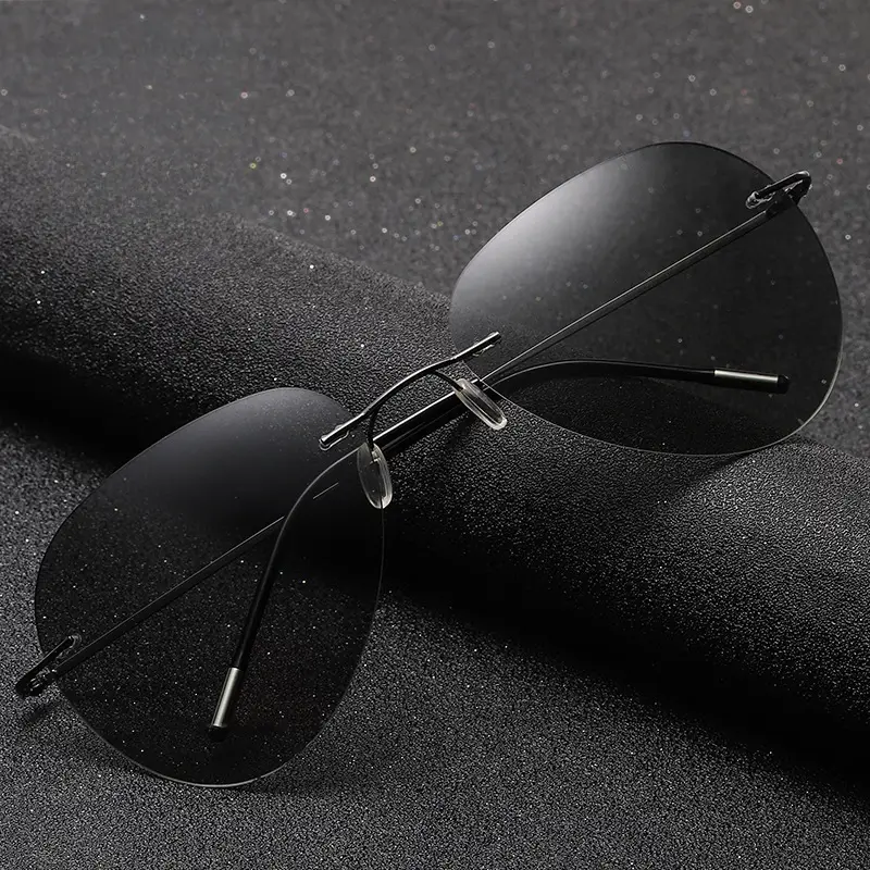 Memory Titanium Aviator Sunglasses for Men - Image 12