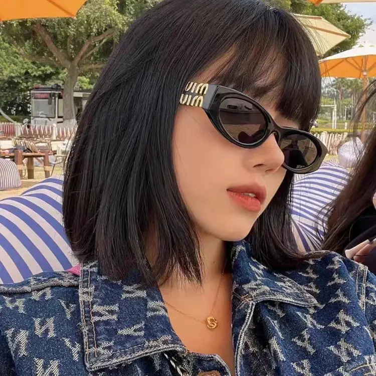 Women Retro Cat-Eye Sunglasses 2025 Slimming Photo Protection - Image 10