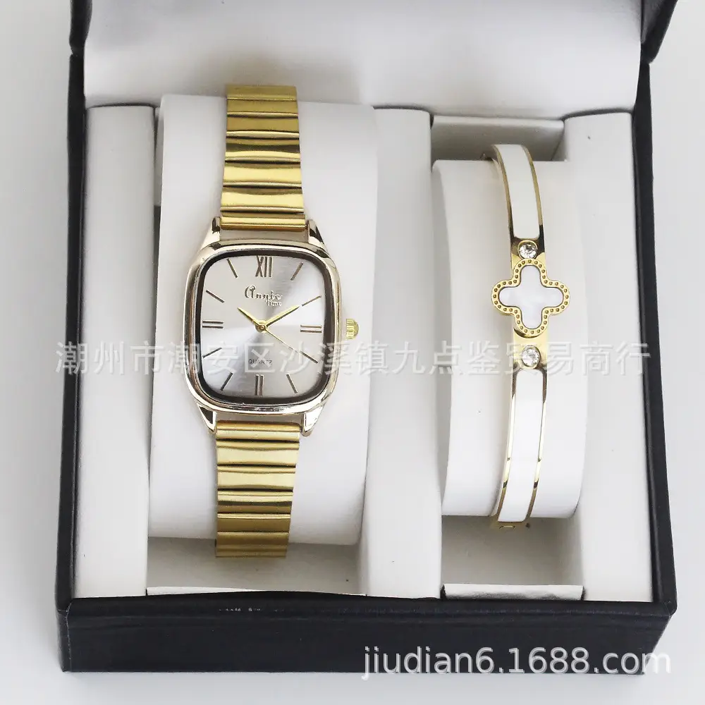 Women's High-End Quartz Wrist Watch with Stainless Steel Bracelet — feature 5