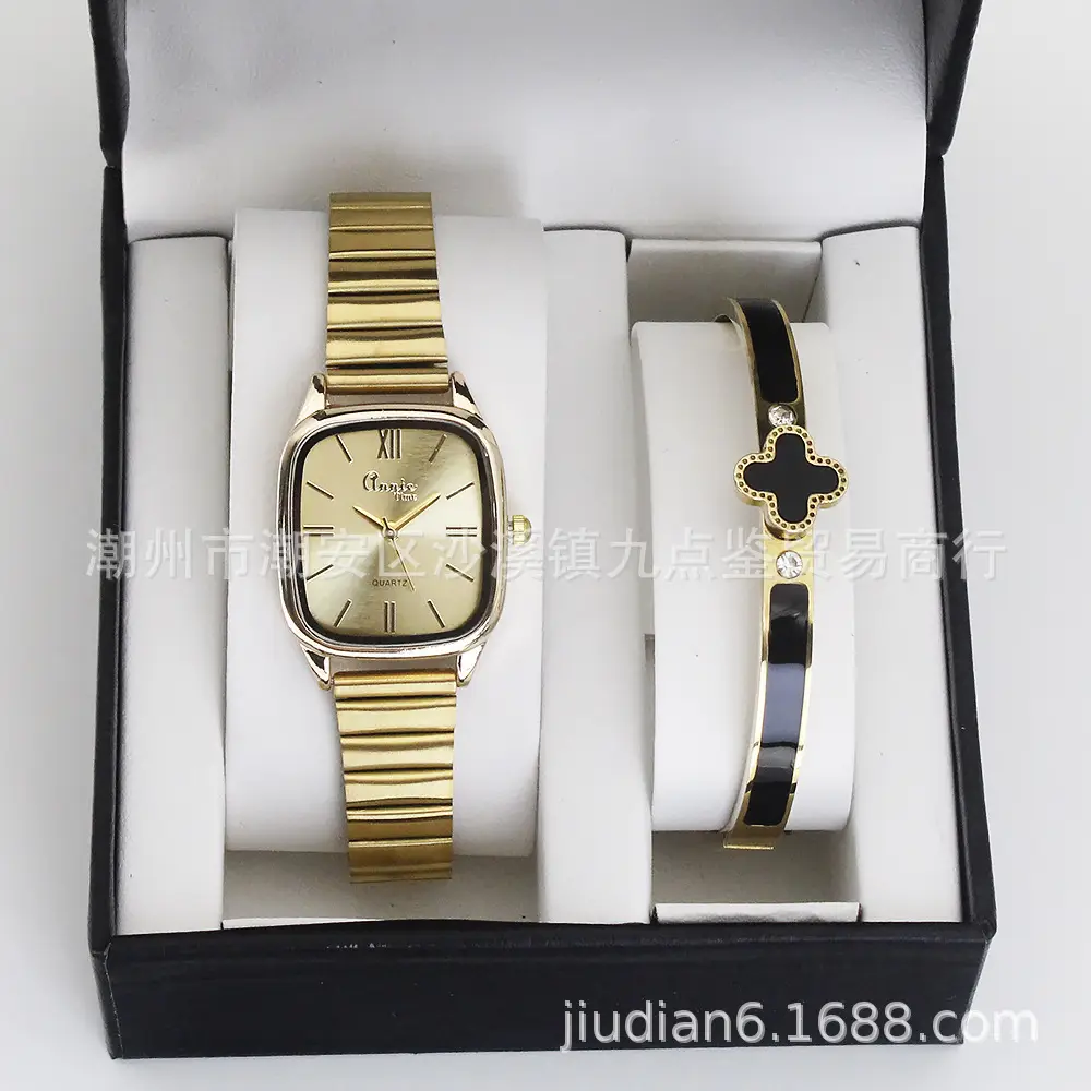 Women's High-End Quartz Wrist Watch with Stainless Steel Bracelet - Image 3