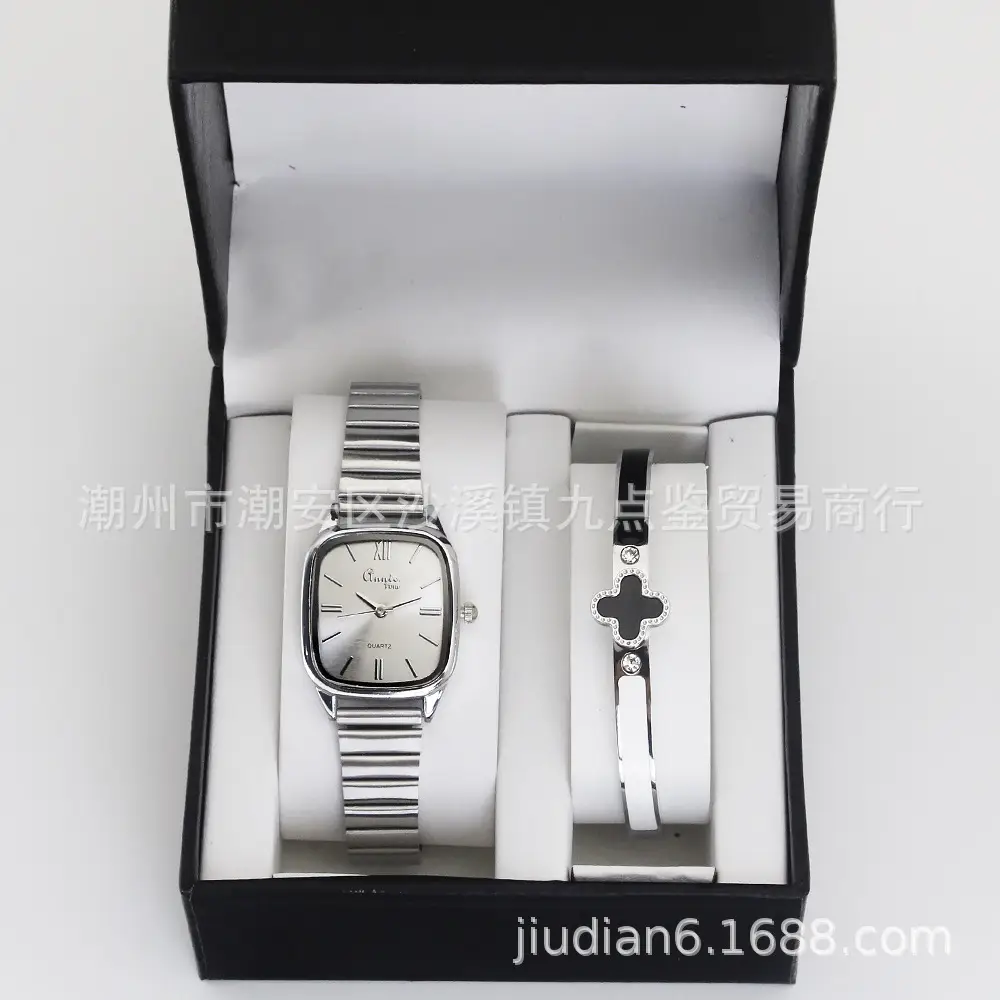 Women's High-End Quartz Wrist Watch with Stainless Steel Bracelet - Image 4