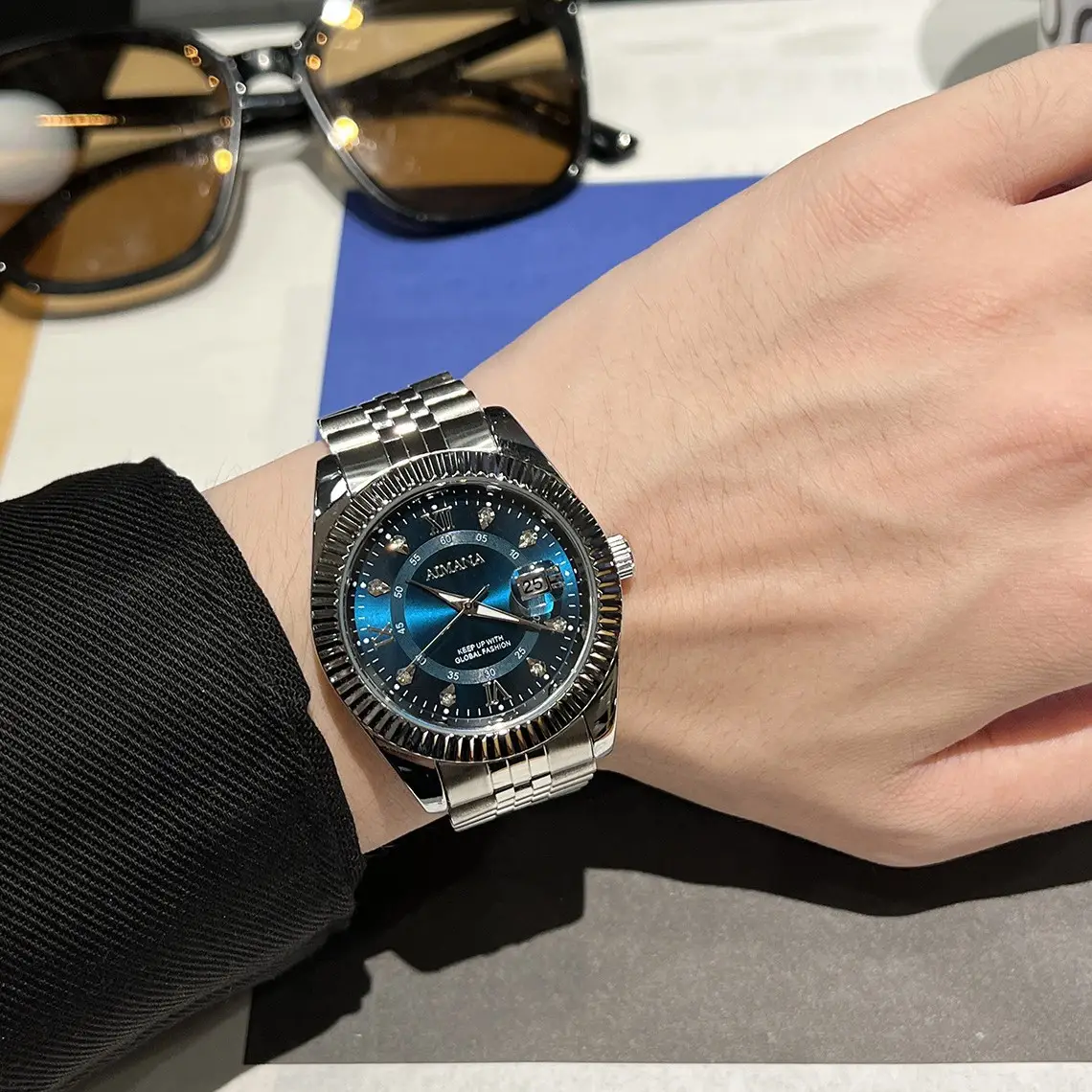 Luxury Men's Swiss Watch Stainless Steel Strap Black Dial - Image 4