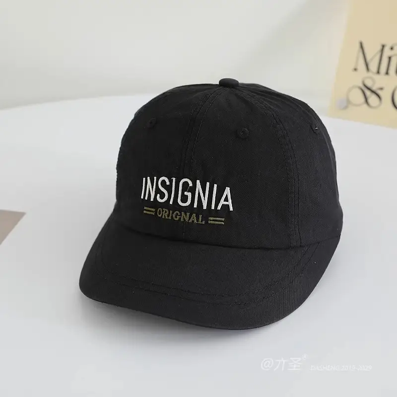 Maroon Embroidered Baseball Cap for Women Spring Summer — feature 1