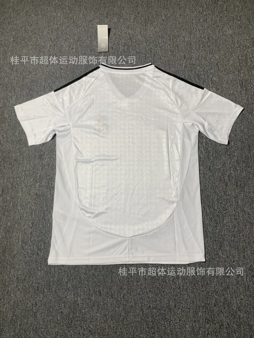 2526 Real Madrid Home Short-Sleeved T-Shirt Men's Football 2627 Real Madrid Club Jersey Printed Quick-Drying Breathable Engraving Version — feature 3
