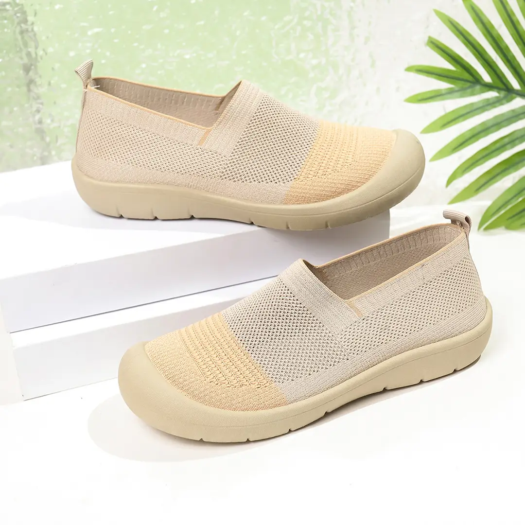 Cross-Border Dropshipping 2025 New Autumn Style Shallow Mouth Breathable Slip-On Mom Shoes Non-Slip Comfortable Casual Walking Shoes — feature 1