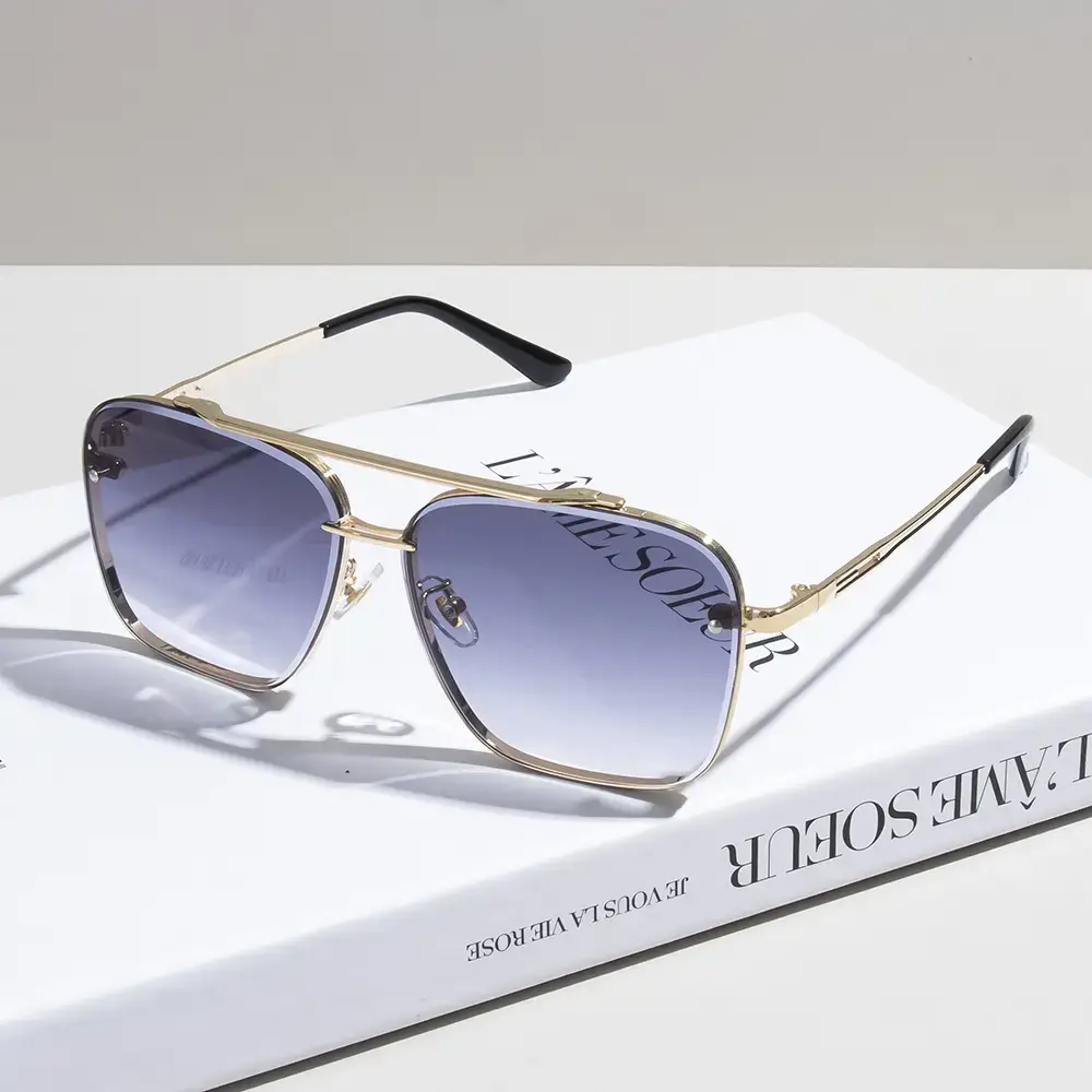 Men Anti-UV Sunglasses Black Gold Frame - Image 3