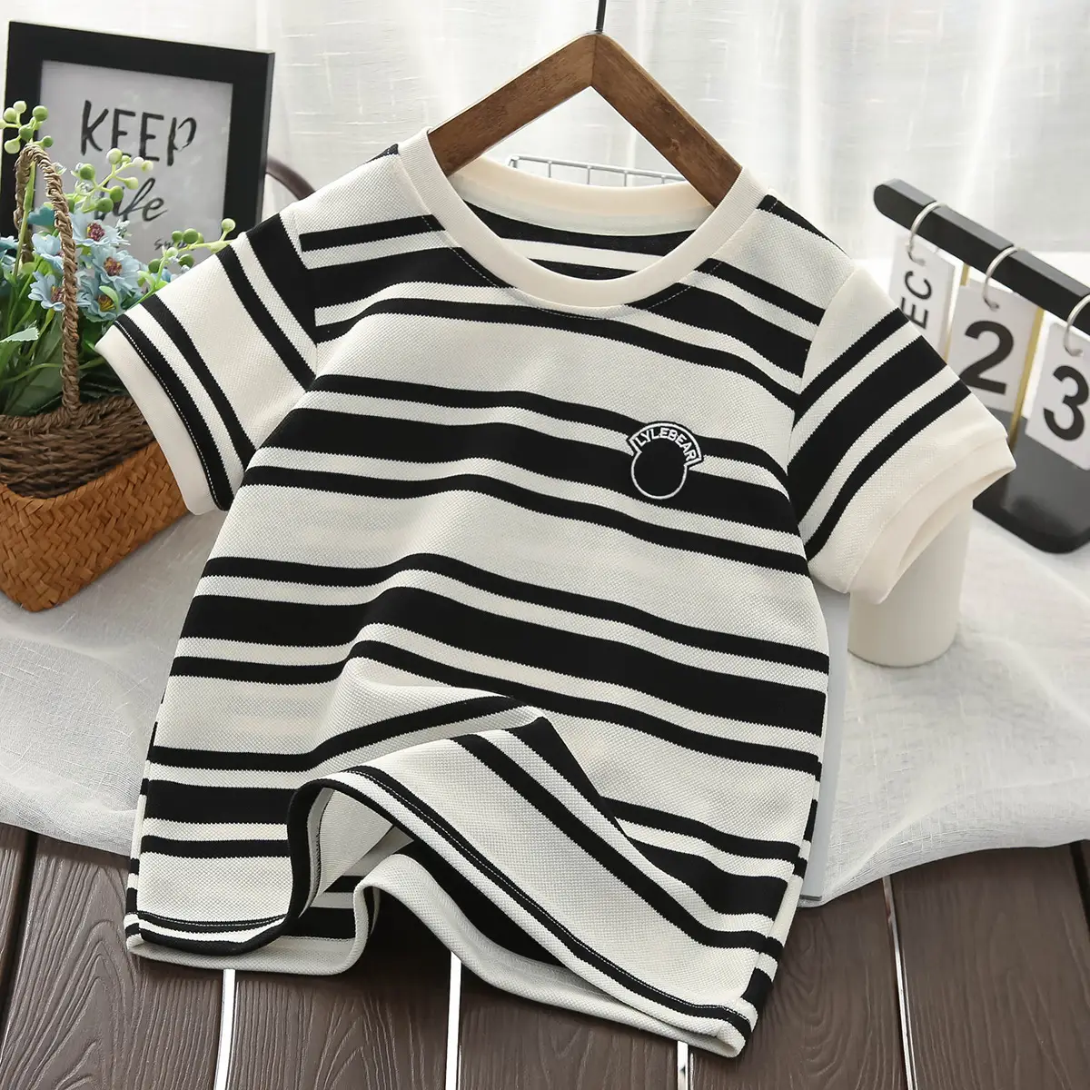Boys Striped Half Sleeve T-Shirt Medium to Large — feature 3