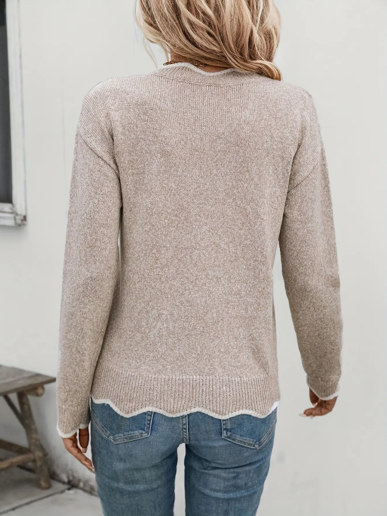 Women's Color Block Wave Edge Sweater Top Beige