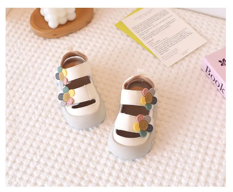 Baby Hollow Flower Shoes White Soft Sole — feature 11