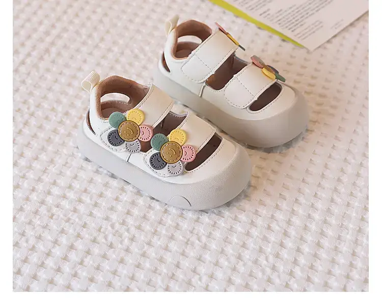 Baby Hollow Flower Shoes White Soft Sole — feature 7