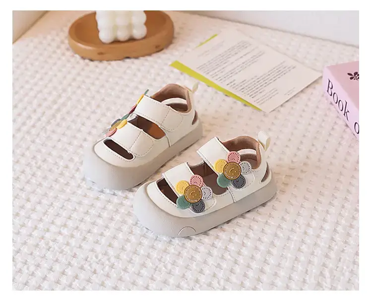 Baby Hollow Flower Shoes White Soft Sole — feature 9