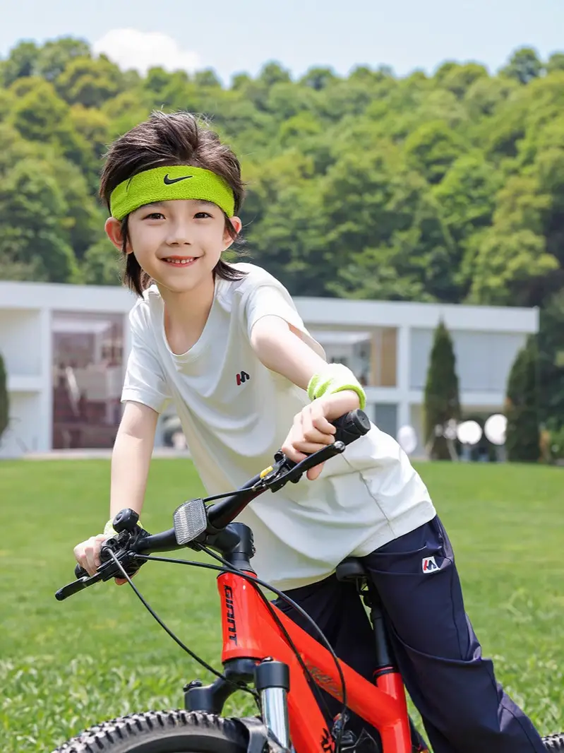 Kids Cool Summer Sports T-Shirt Medium Large - Image 5