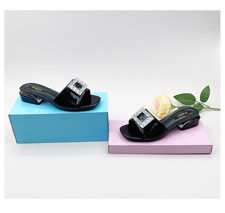 One-Line European and American Foreign Trade Large Size Rhinestone Flat Square Toe Slippers for Women to Wear Square Buckle Lightweight Beach Sandals Wholesale — feature 5