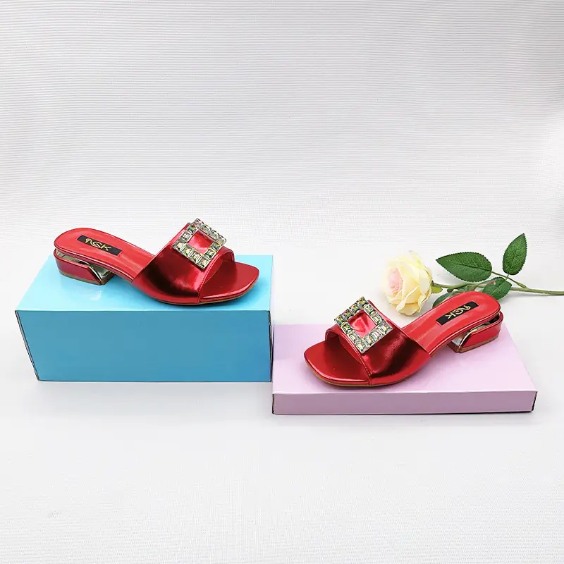 One-Line European and American Foreign Trade Large Size Rhinestone Flat Square Toe Slippers for Women to Wear Square Buckle Lightweight Beach Sandals Wholesale - Image 2