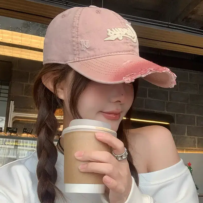 Pink American Retro Baseball Cap for Women Summer Wear
