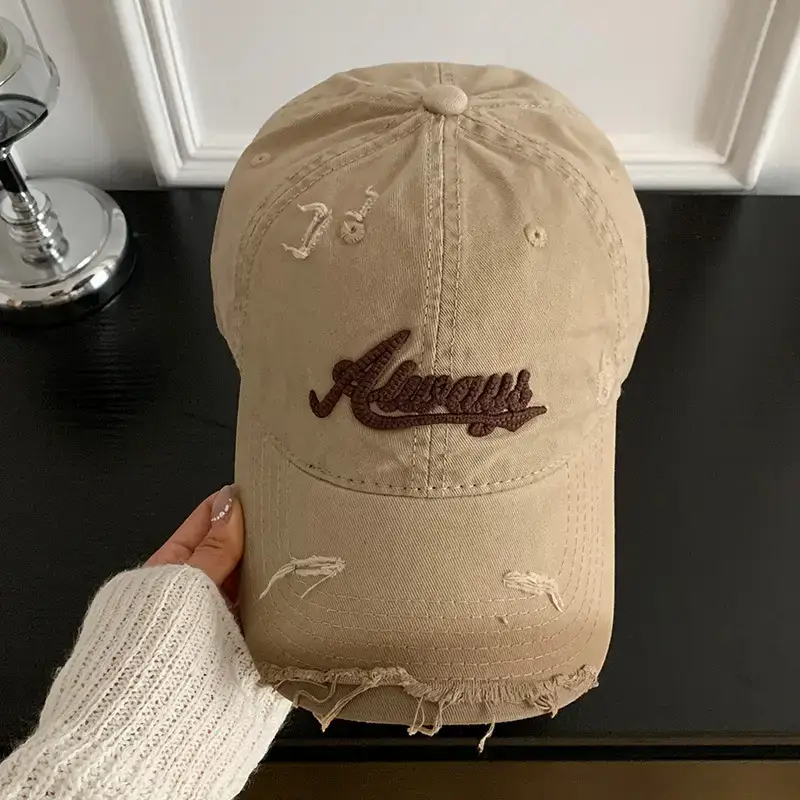 Pink American Retro Baseball Cap for Women Summer Wear