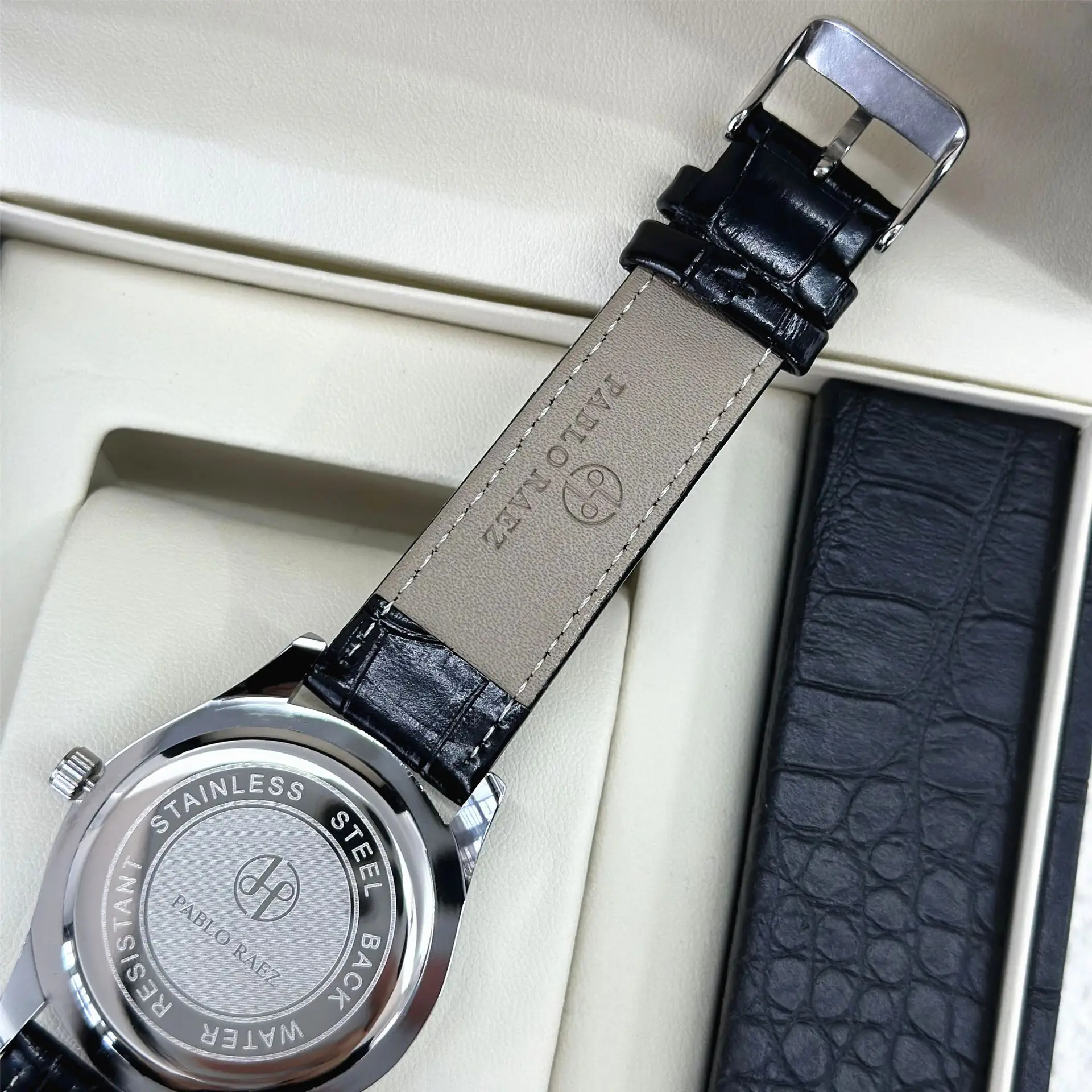 Men's Rhinestone Black Quartz Watch Dropshipping