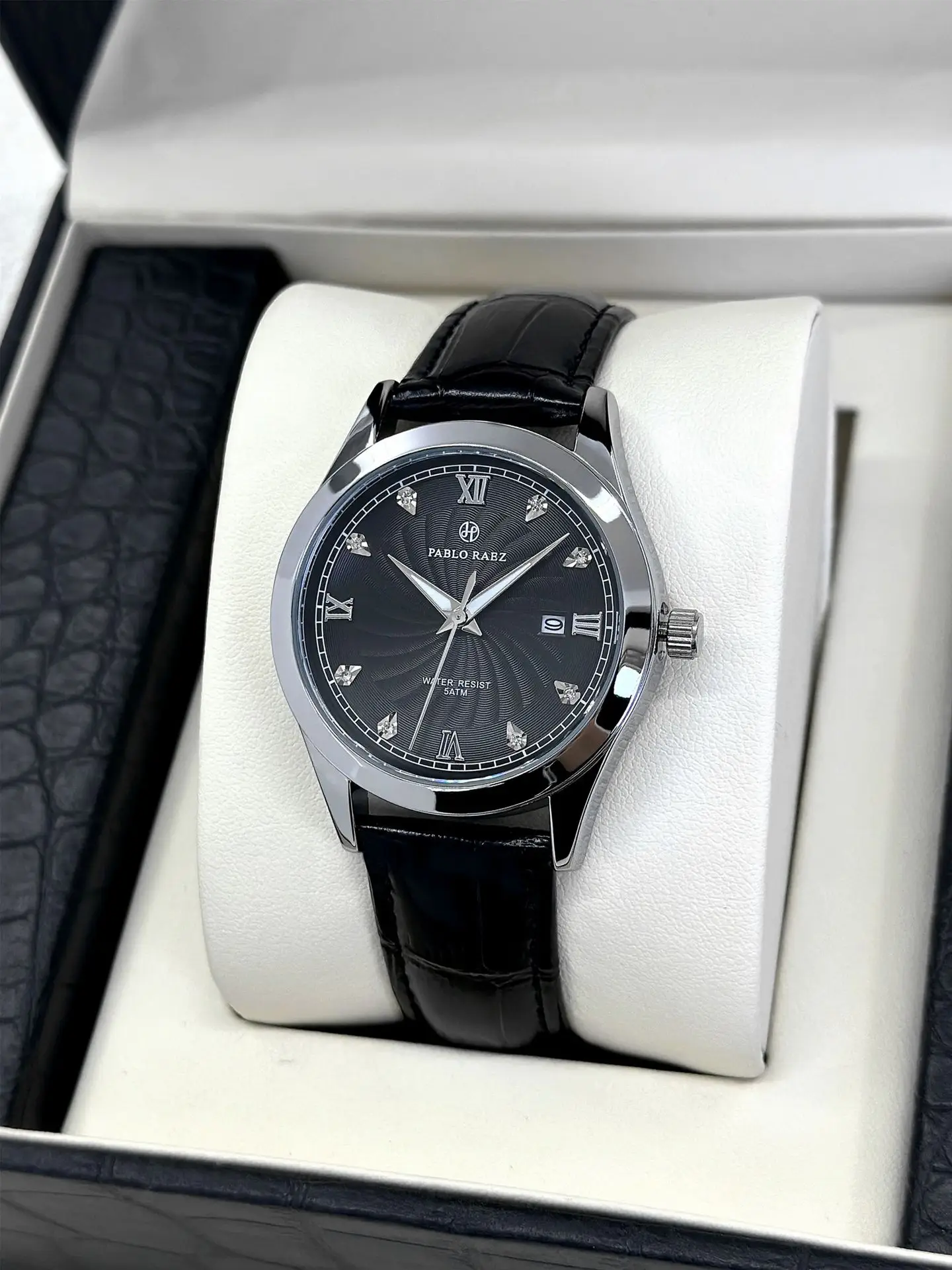 Men's Rhinestone Black Quartz Watch Dropshipping — feature 18