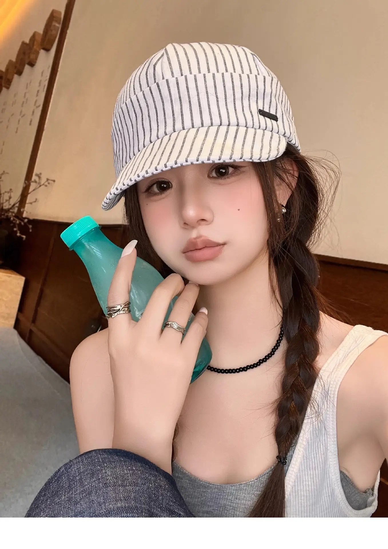 Japanese Retro Striped Duckbill Cap for Women — feature 1