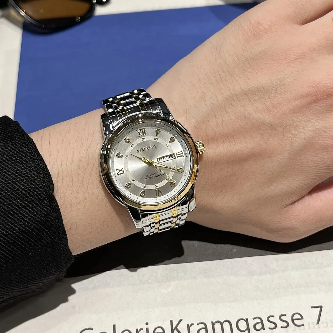 Men's Swiss Quartz Watch Blue Crystal Band Waterproof - Image 7