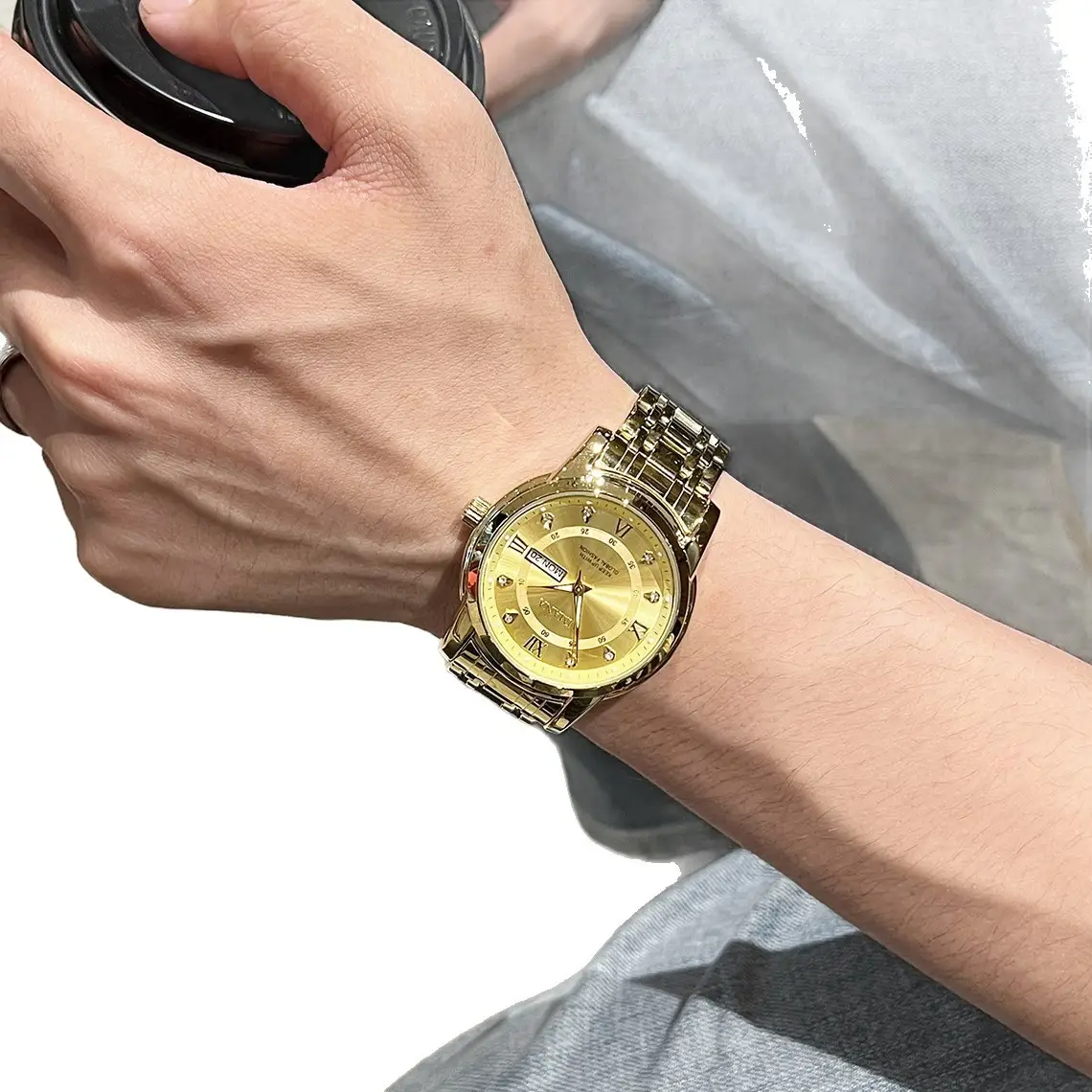 Men's Swiss Quartz Watch Blue Crystal Band Waterproof - Image 10