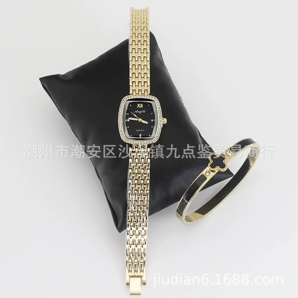 High-End Gold Bracelet Women's Quartz Watch 2025
