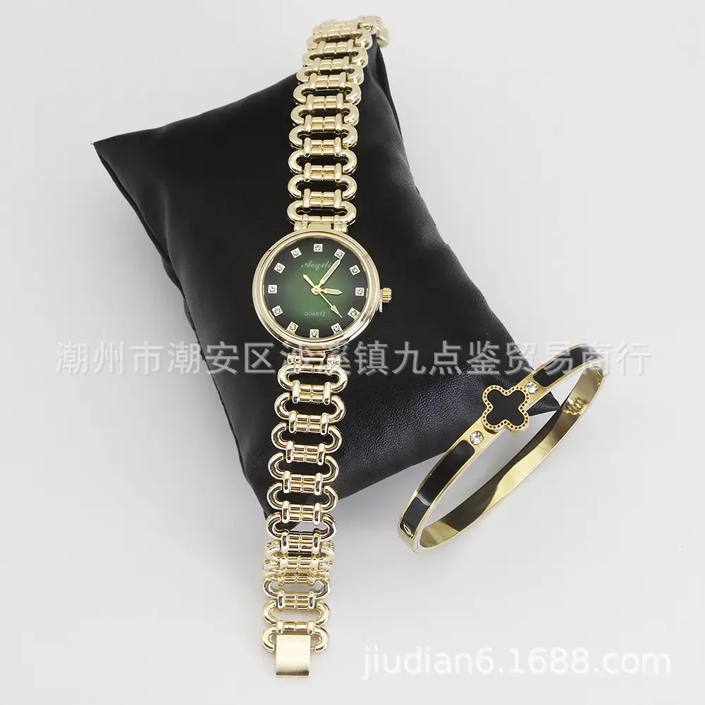 Gold Quartz Watch Set for Women Bracelet Wristwatch