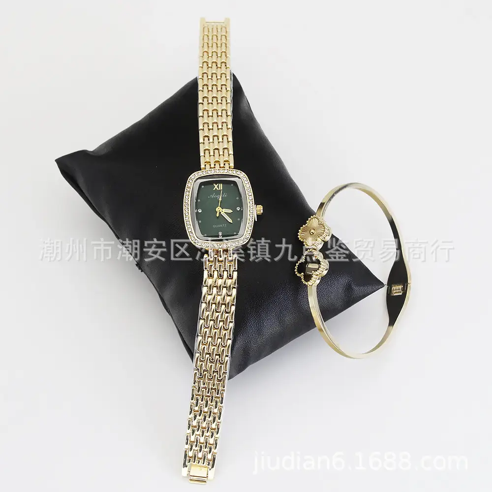 High-End Gold Bracelet Women's Quartz Watch Set - Image 3