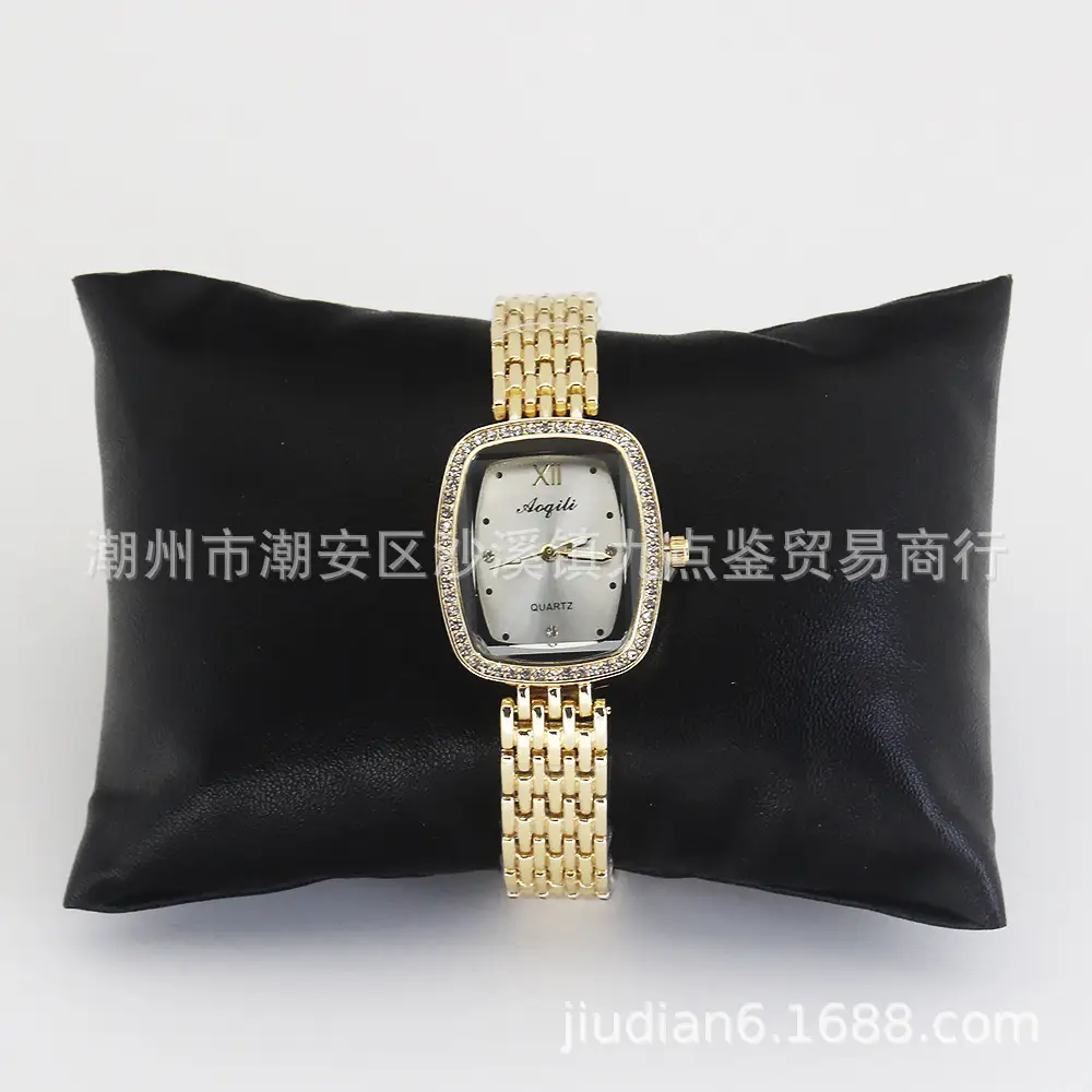 High-End Gold Bracelet Women's Quartz Watch Set - Image 4