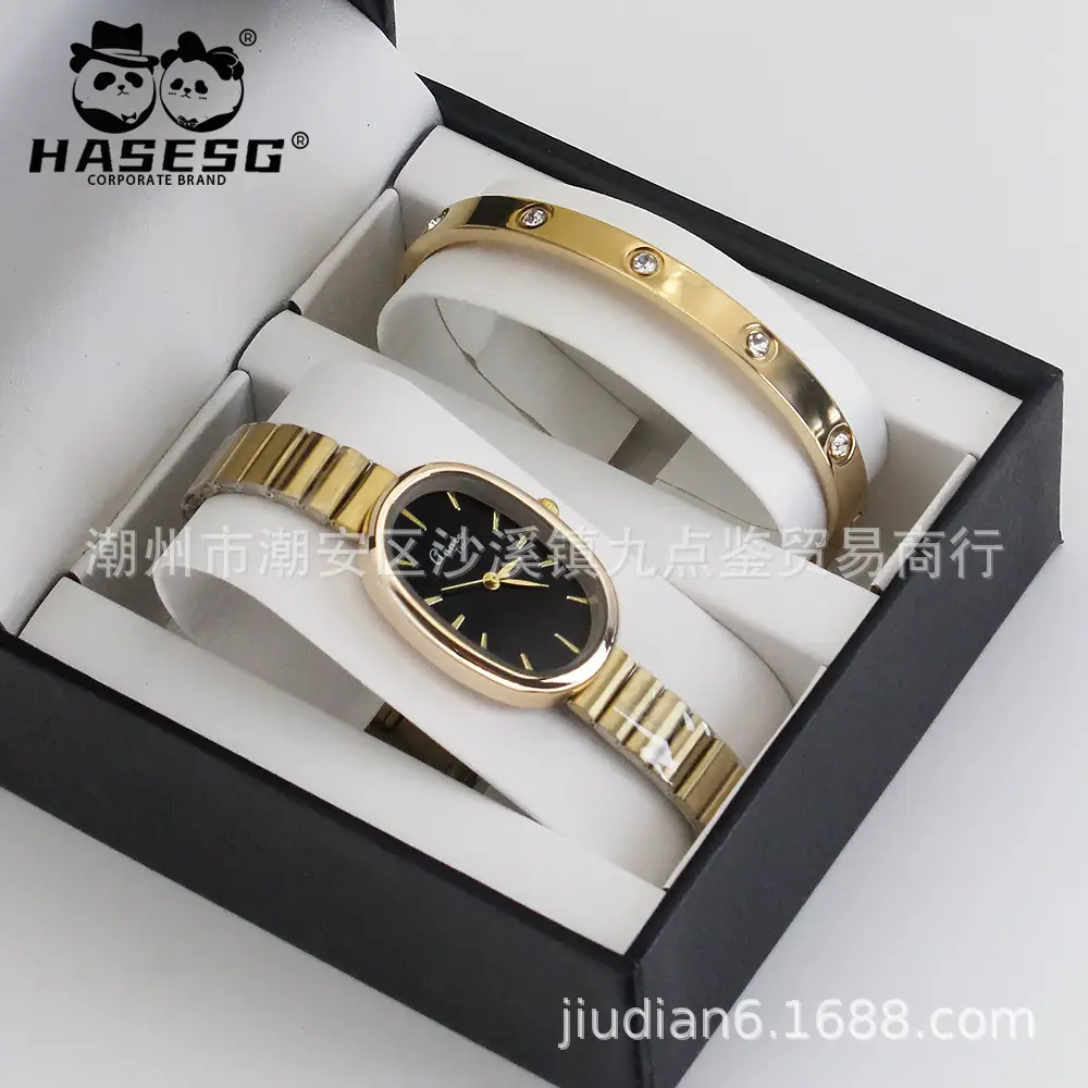 Women's Quartz Watch Set with Silver Bracelet - Image 13