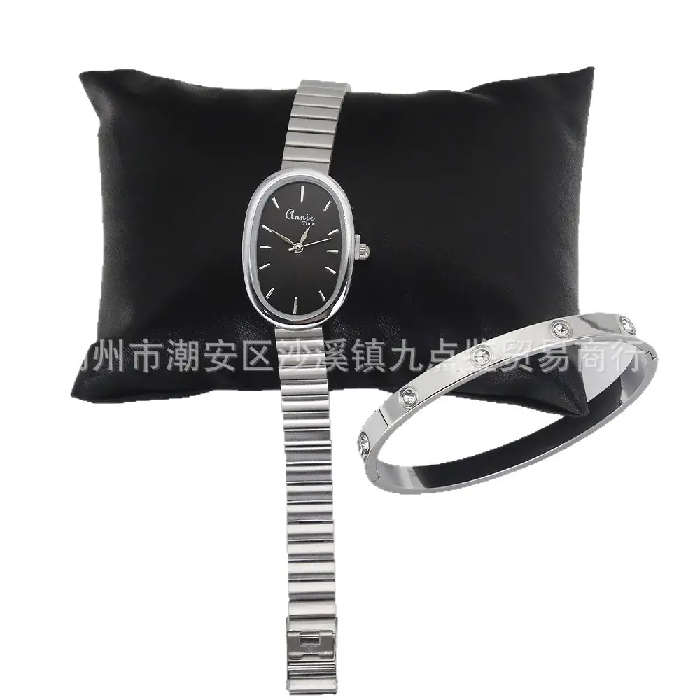 Women's Quartz Watch Set with Silver Bracelet - Image 17