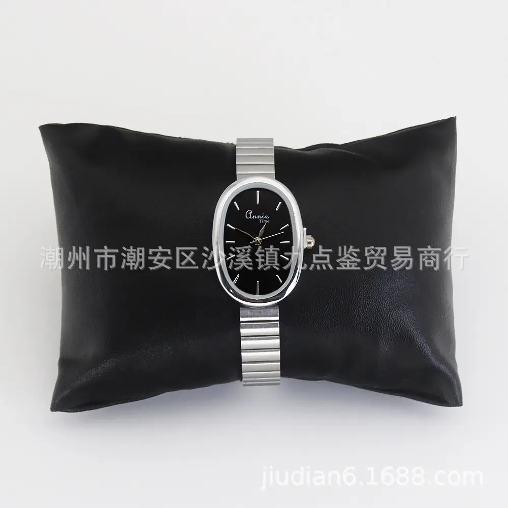 Women's Quartz Watch Set with Silver Bracelet - Image 10