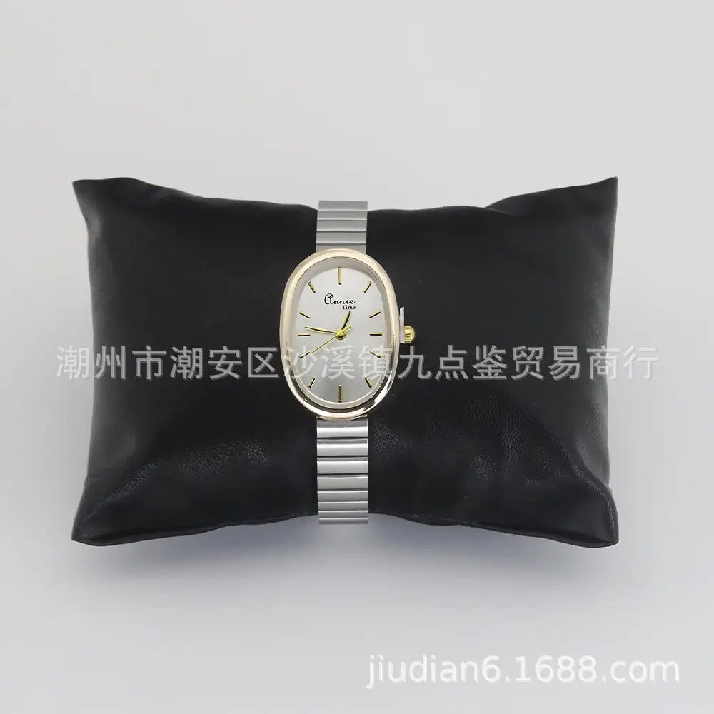 Women's Quartz Watch Set with Silver Bracelet - Image 11