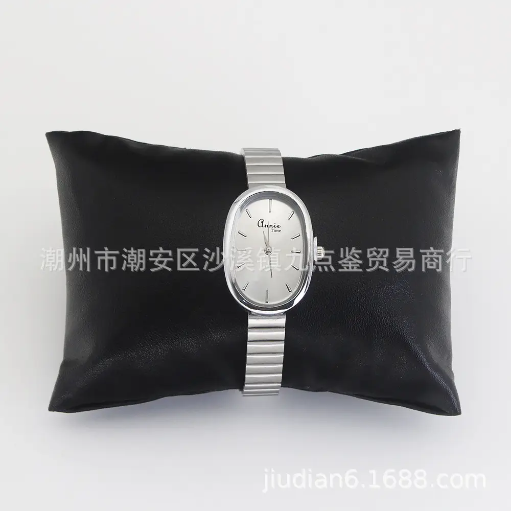 Women's Quartz Watch Set with Silver Bracelet - Image 9