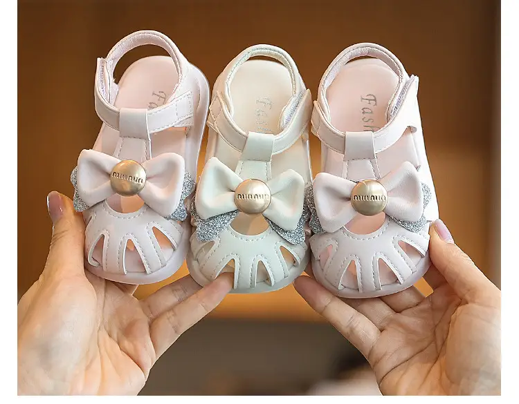 Princess Bow Baby Sandals White Bow Toe — feature 7