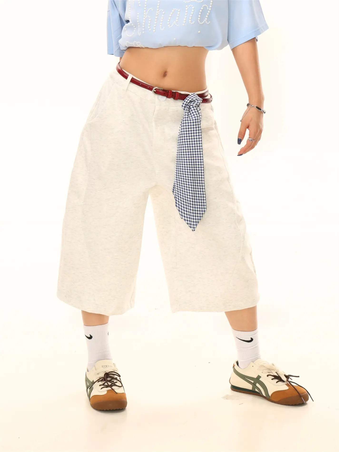 Men's Cropped Pants with Belt & Checkered Tie — feature 4